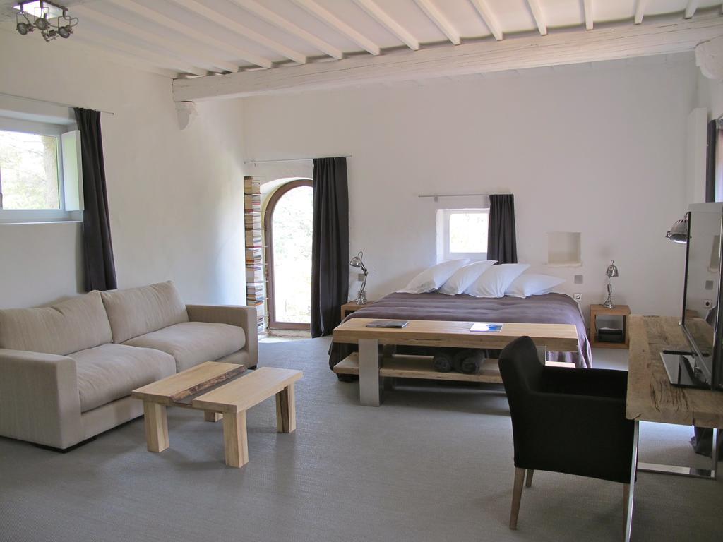 Chambres De L'Artemise & Spa Uzes Exterior photo