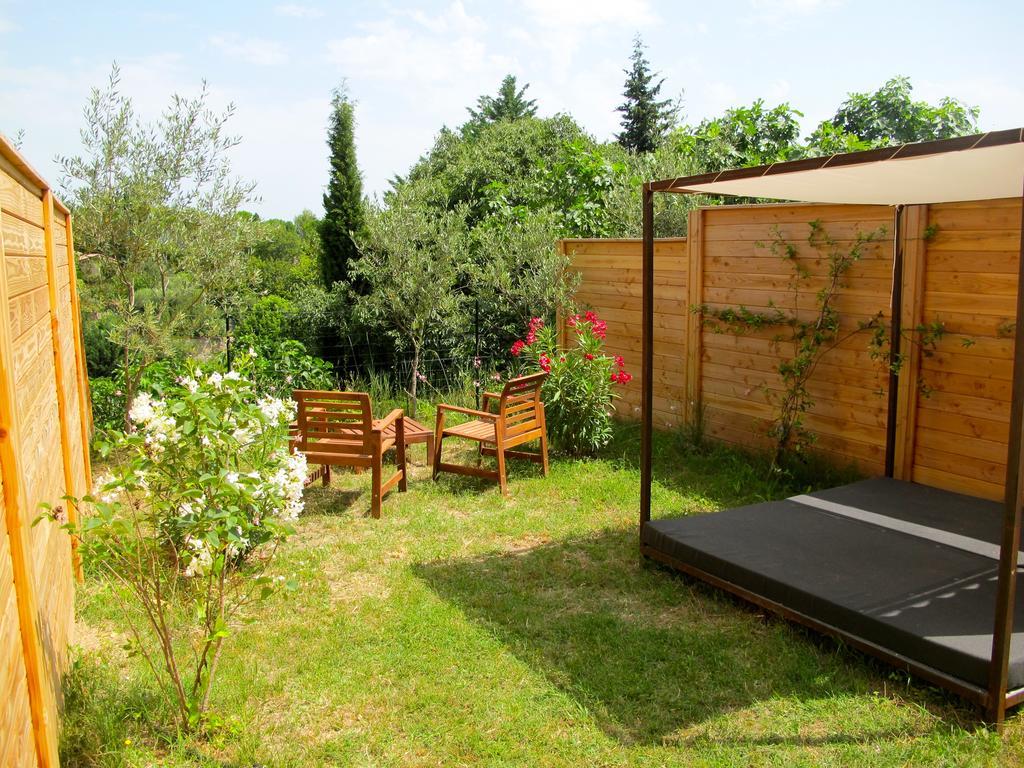 Chambres De L'Artemise & Spa Uzes Exterior photo